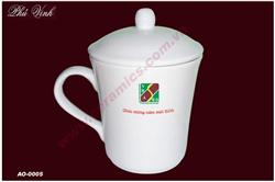 Bát Tràng white mug with lid